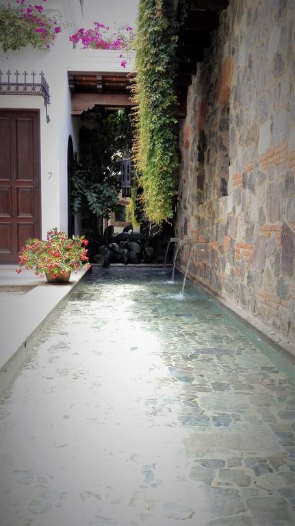 San Rafael Hotel Antigua Rum bild